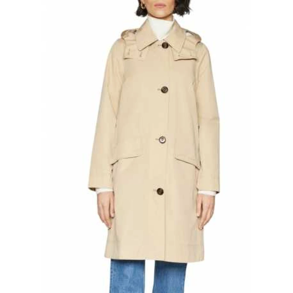 Barbour Waterdichte Hebrides Trenchcoat met Afneembare Capuchon Beige Dames