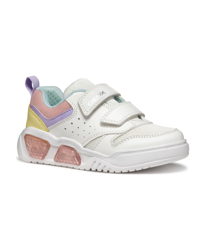 baskets-blanches-pour-filles