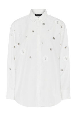 chemise-elegante-avec-touche-moderne