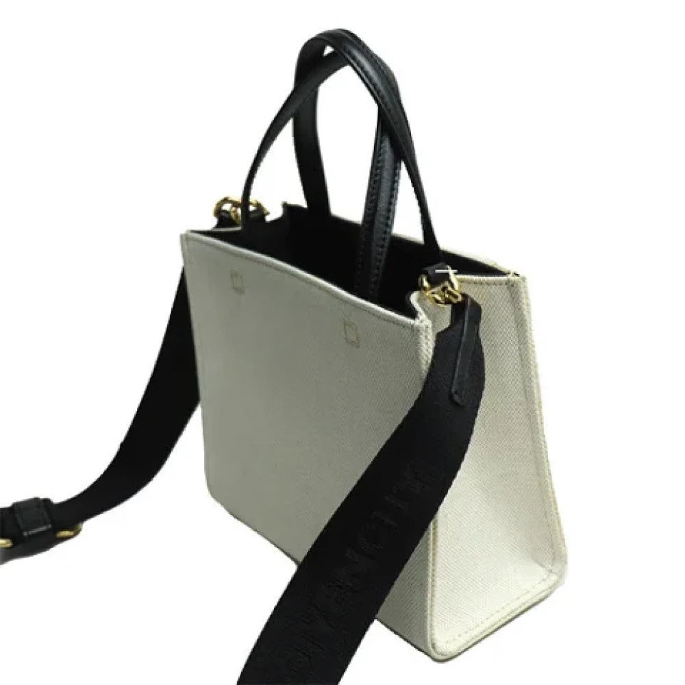 Givenchy Pre-owned Leather handbags Beige Dames