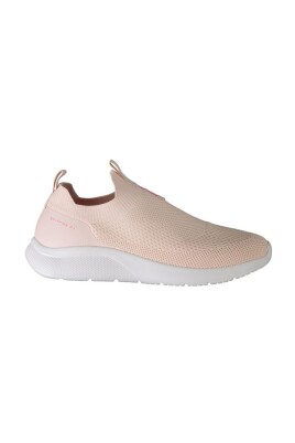 pink-women-sneaker-trendy-style