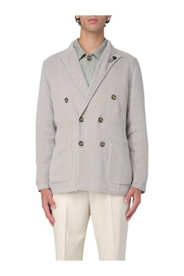classic-beige-blazer-men