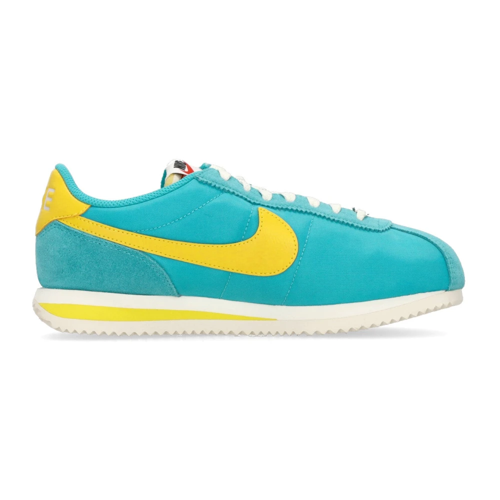 Nike Women's Green Trainers, 4 1/2 Uk, Low Cut Lace-Up Trainers Dusty Cactus