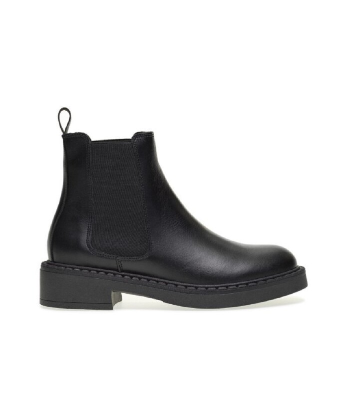 chelsea-boots