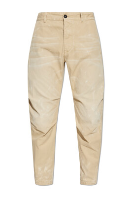 pantalon-avec-effet-taches