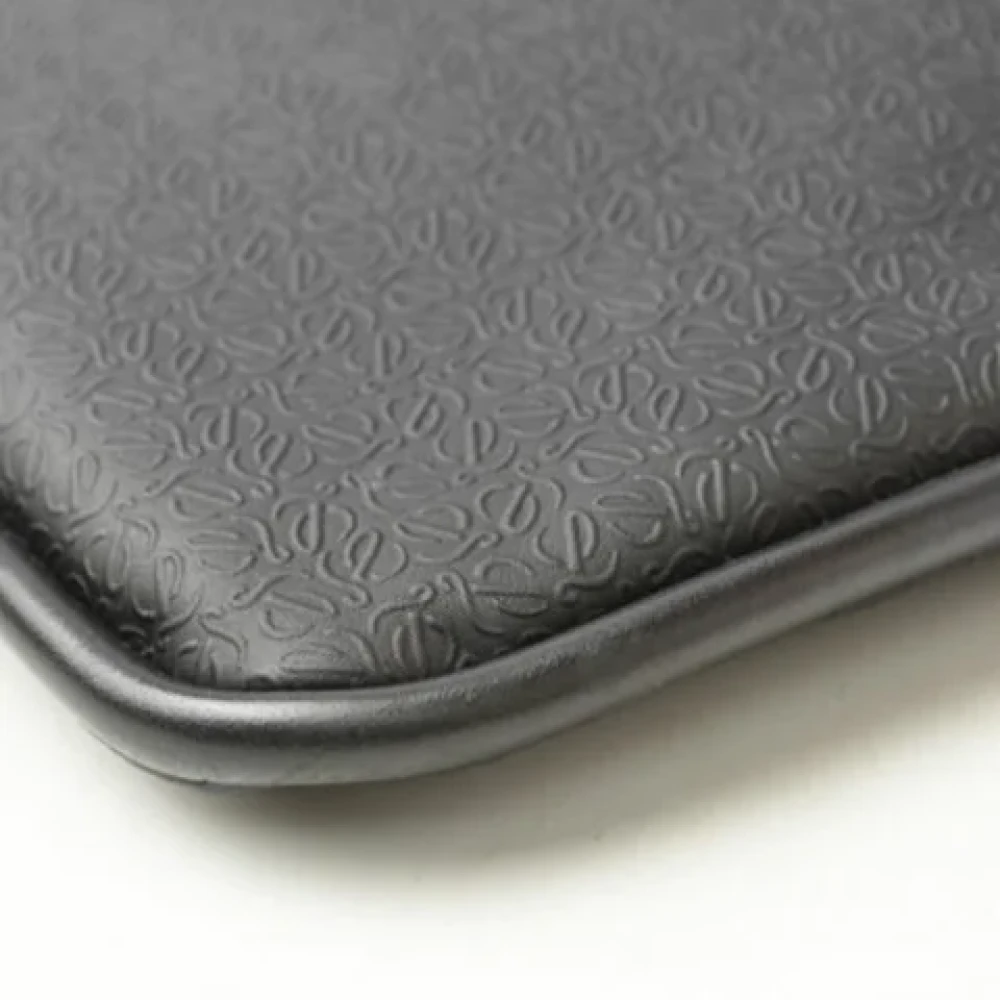 Loewe Pre-owned Canvas shoulder-bags Black Dames