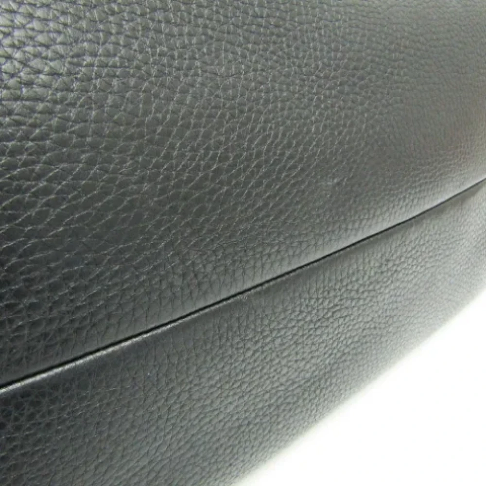 Valentino Vintage Pre-owned Leather shoulder-bags Black Dames