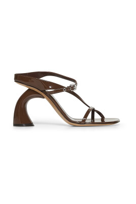 stiliga-sandaler-for-kvinnor