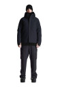 veste-a-capuche-impermeable-avec-details-reflechissants