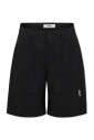 black-casual-shorts-with-pockets