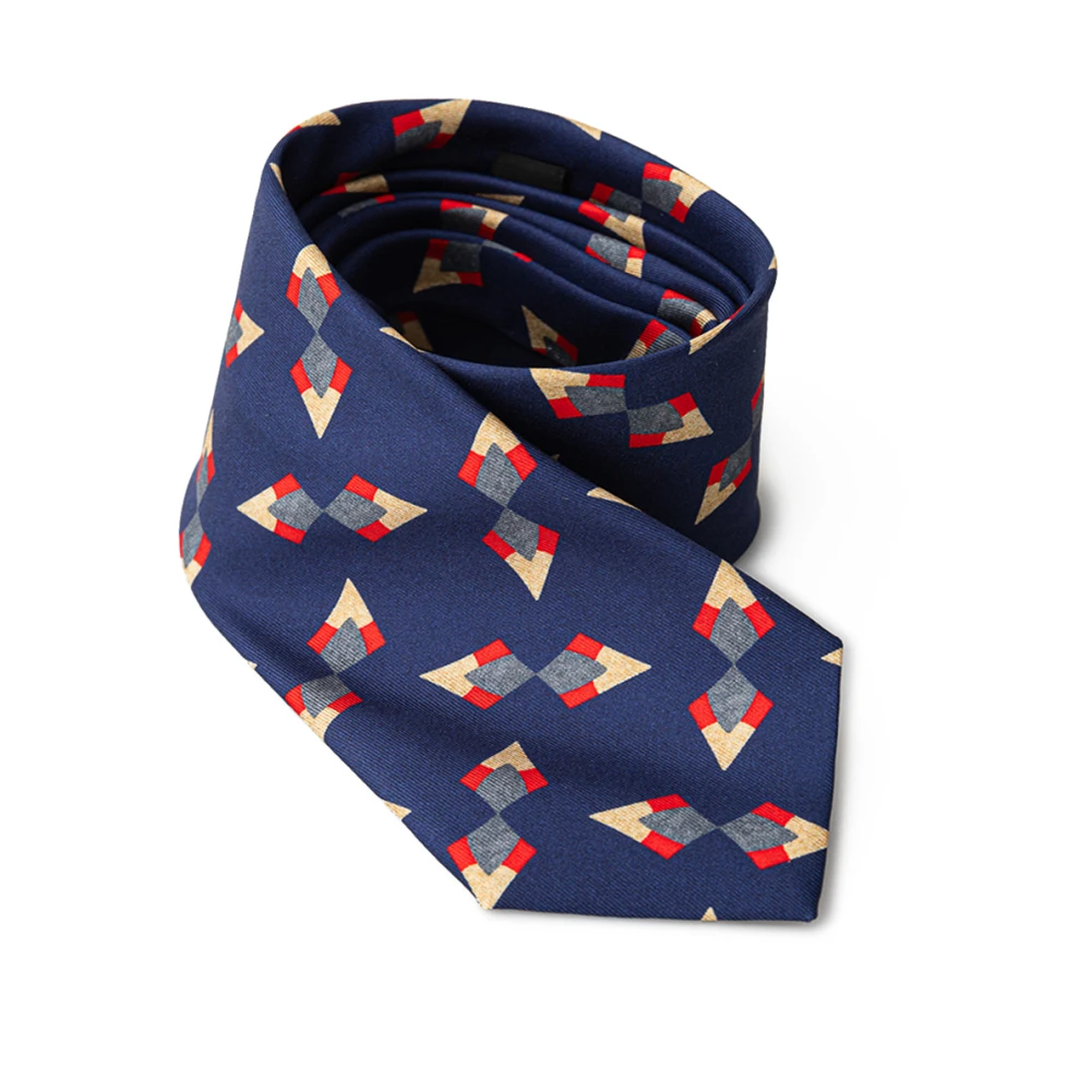 Giorgio Armani Men's Blue Silk Tie Elegant Style