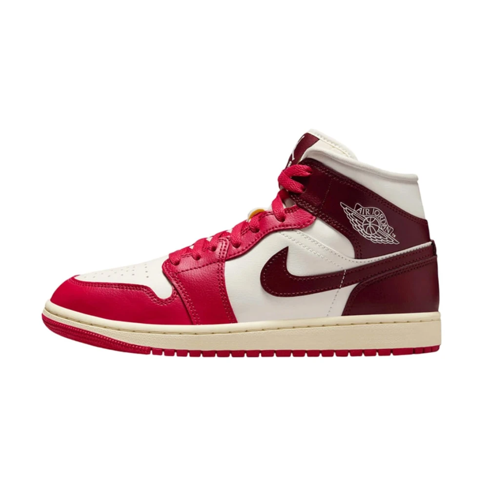 Jordan Red Air 1 Mid - Female - Trainers - 3 1/2 Uk - Sport