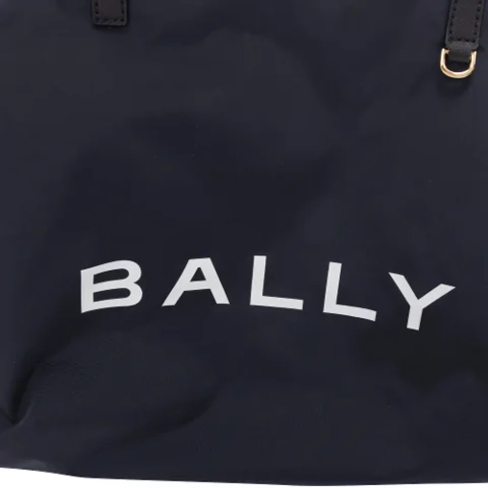 Bally Pre-owned Nylon handbags Blue Dames