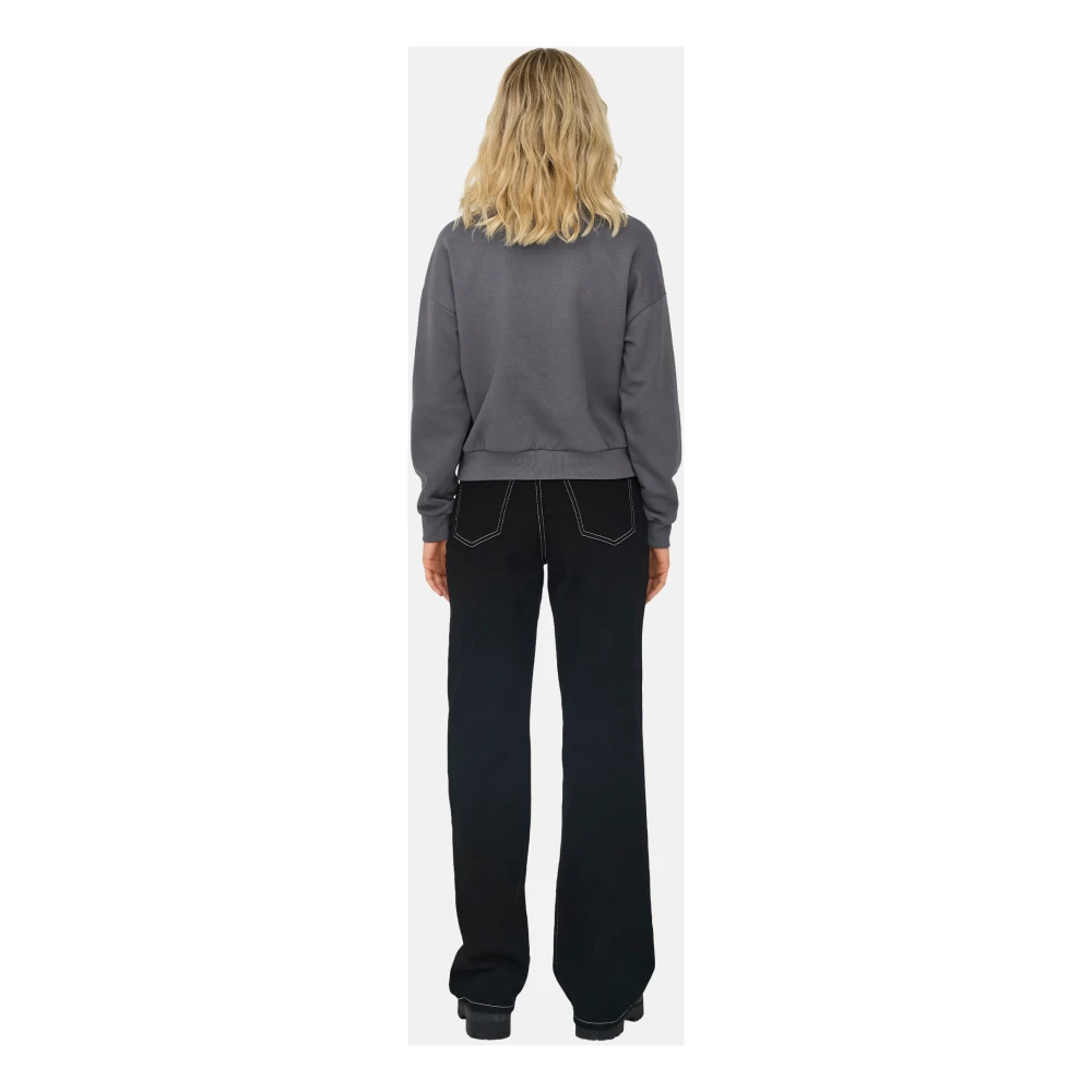 Only Stijlvolle Sweater voor Mannen en Vrouwen Gray Dames
