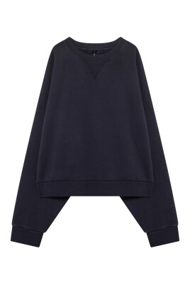 crewneck-sweatshirt