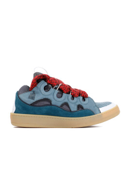 curb-sneakers