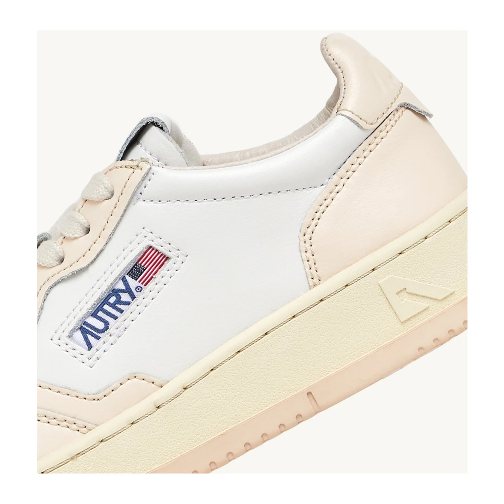 Autry Medalist Low Leren Sneakers White Dames