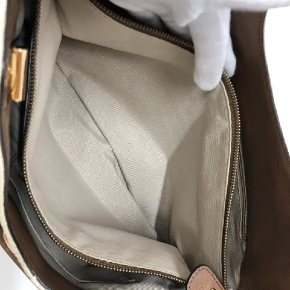 Salvatore Ferragamo Pre-owned Fabric shoulder-bags Beige Dames