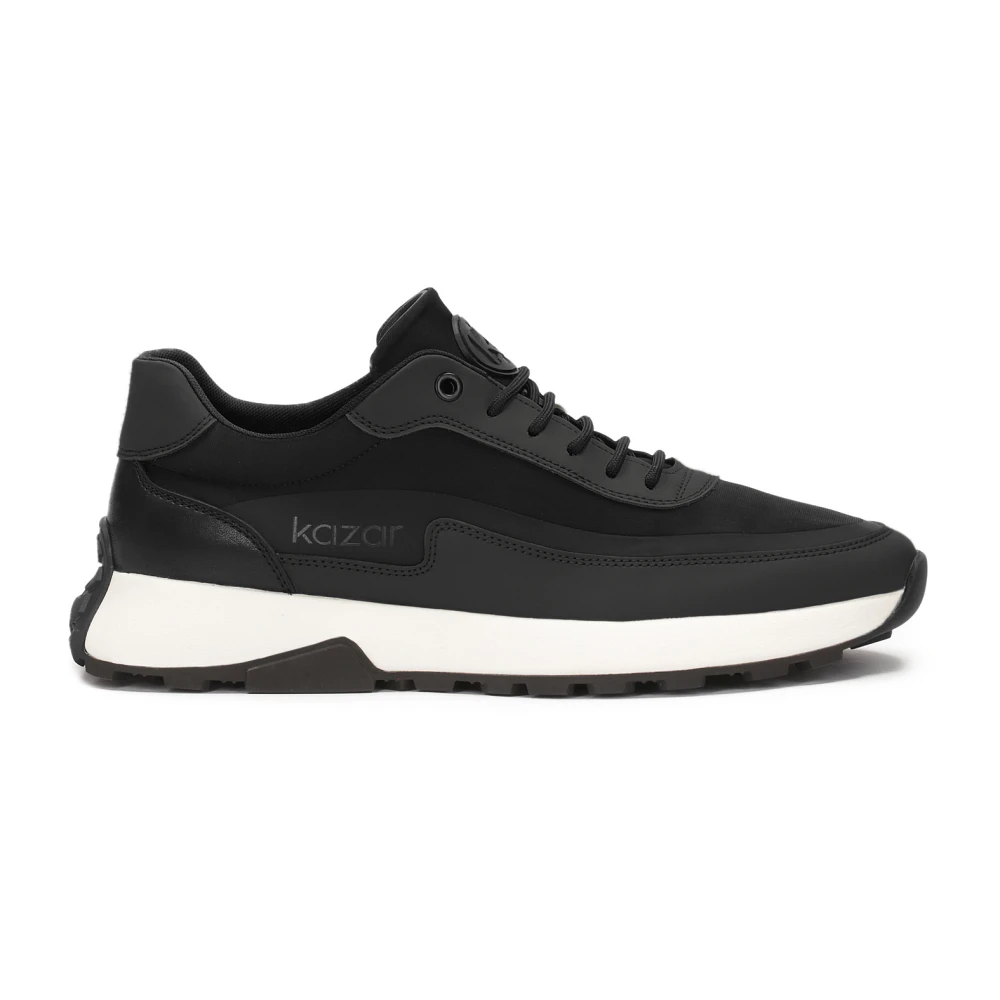 Kazar Zwarte herensneakers op een comfortabele zool Heren Schoenen