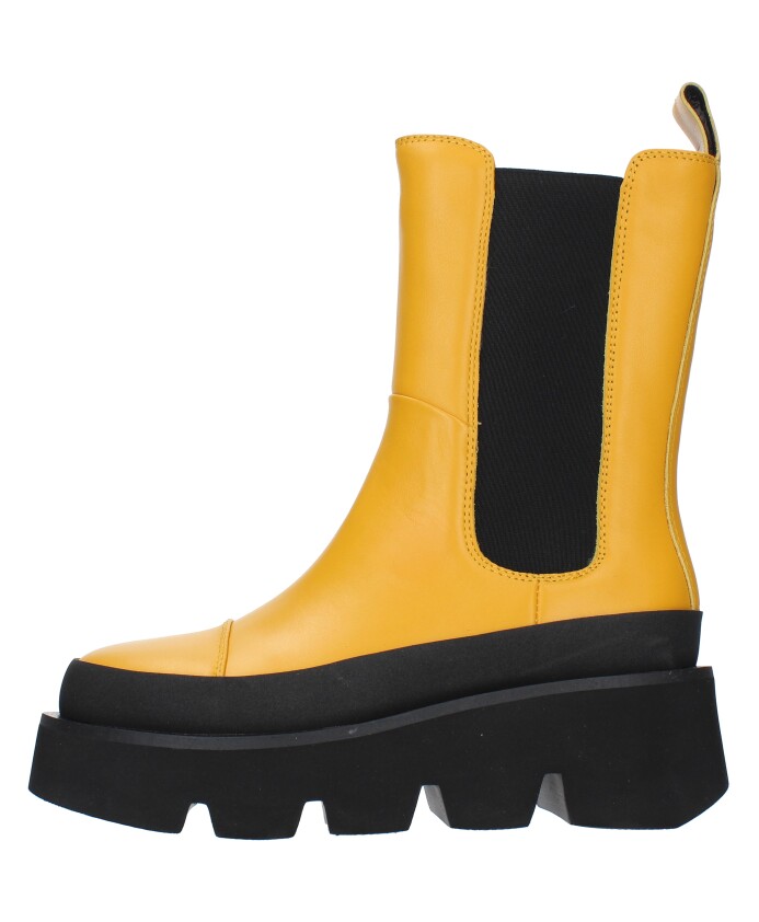 bottes-jaune