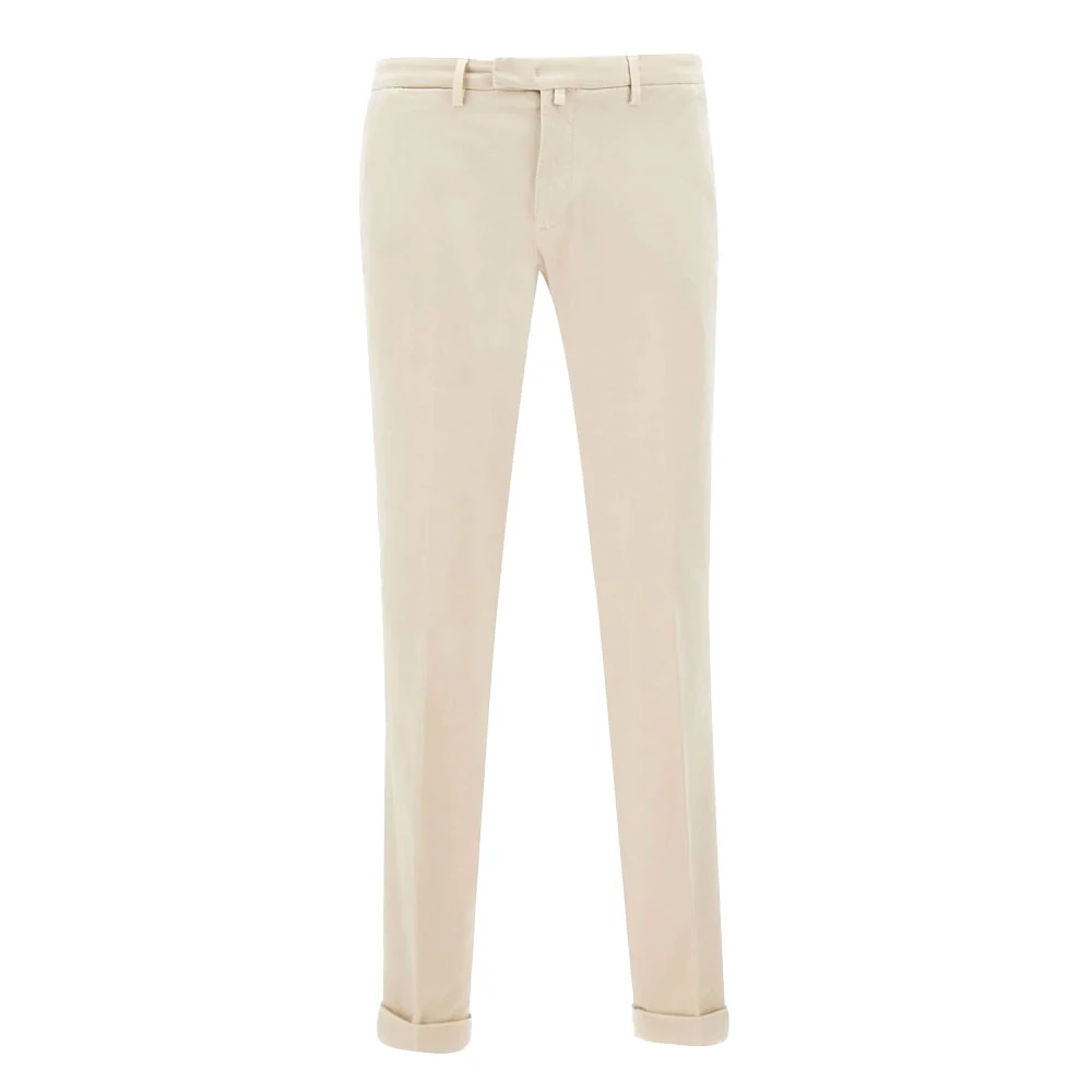 Off White Chinos Slim Fit Model