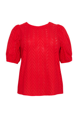chemisier-rouge-avec-manches-bouffantes