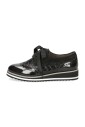 laced-shoes