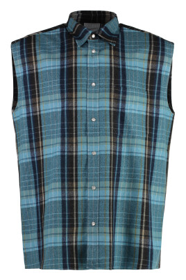 flannel-shirt-with-logo-patch