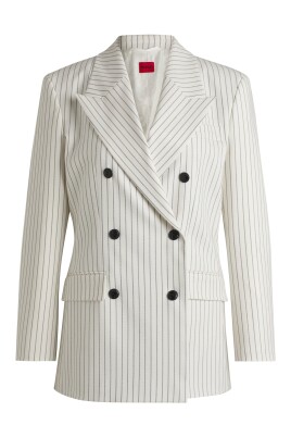 blazer-a-rayures-oversize-pour-un-style-progressif
