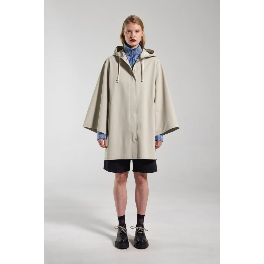 Stutterheim Matte Regenjas met Wijde Mouwen Beige Dames