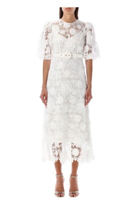 robe-de-mariee-fleurie-en-dentelle