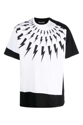 neil-barrett-split-front-lightning-bolt-printed-t-shirt-in-black