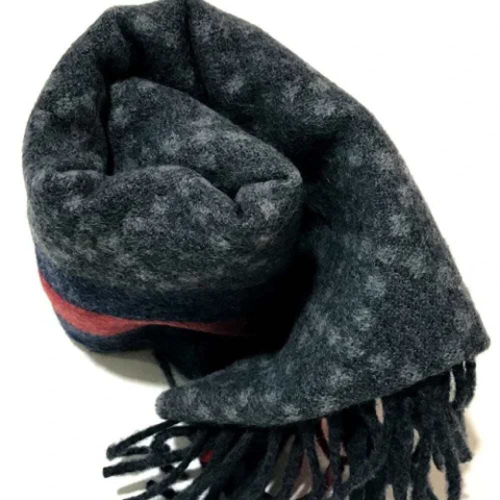 Gucci Vintage Pre-owned Wool scarves Gray Dames
