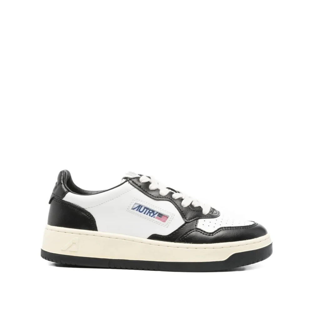 Autry Women's White Medalist Low Leather Trainers - Sneakers - 4 Uk - Shoes