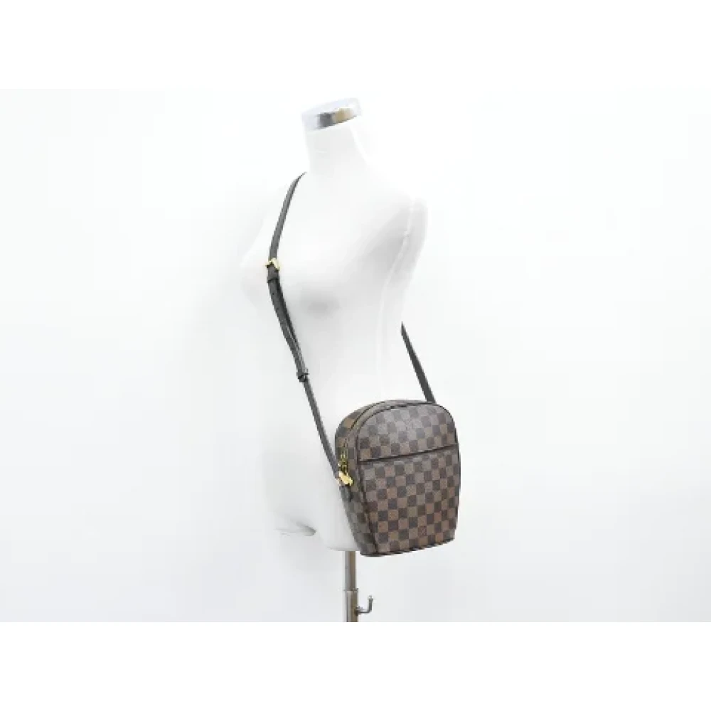 Louis Vuitton Vintage Pre-owned Fabric shoulder-bags Gray Dames