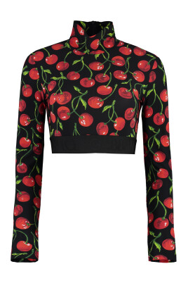 crop-top-med-korsbarsprint