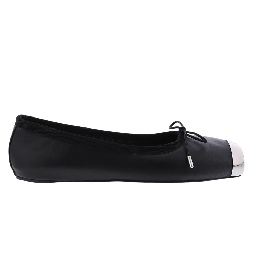 Alexander mcqueen S.Leathe Na.Sens. Schoen Stijlvolle en Comfortabele Platte Schoenen Black Dames