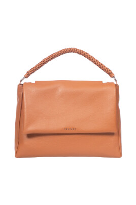 leather-shoulder-bag-with-scooby-handle
