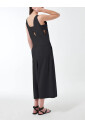 moderne-en-veelzijdige-jumpsuit-voor-vrouwen