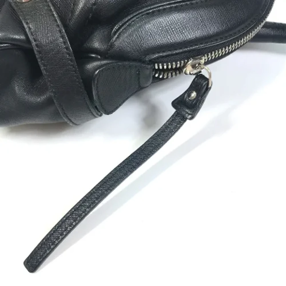 Salvatore Ferragamo Pre-owned Leather handbags Black Dames