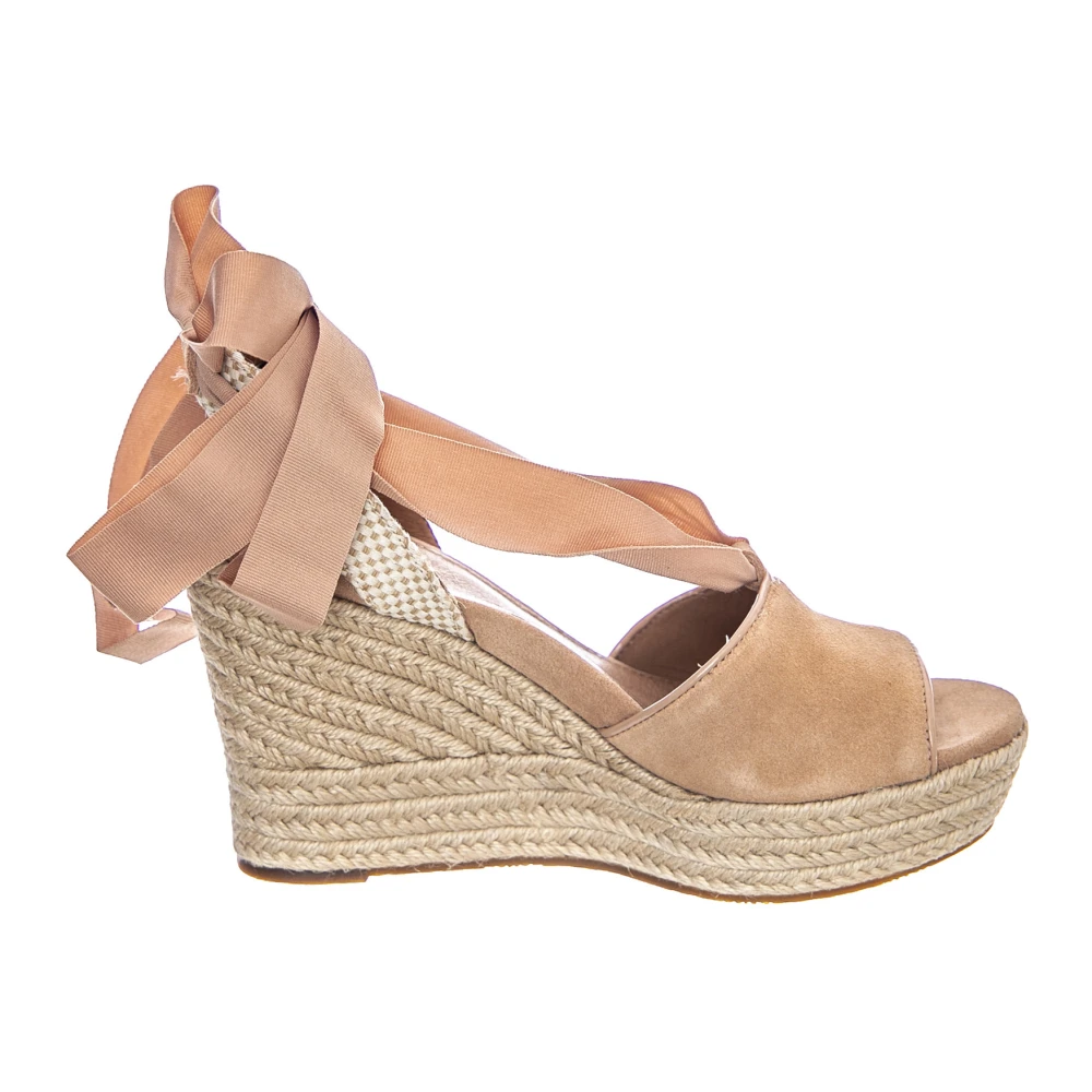 Uggs met cheap veters dames