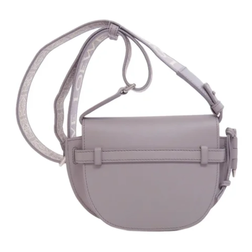 Loewe Pre-owned Leather shoulder-bags Gray Dames