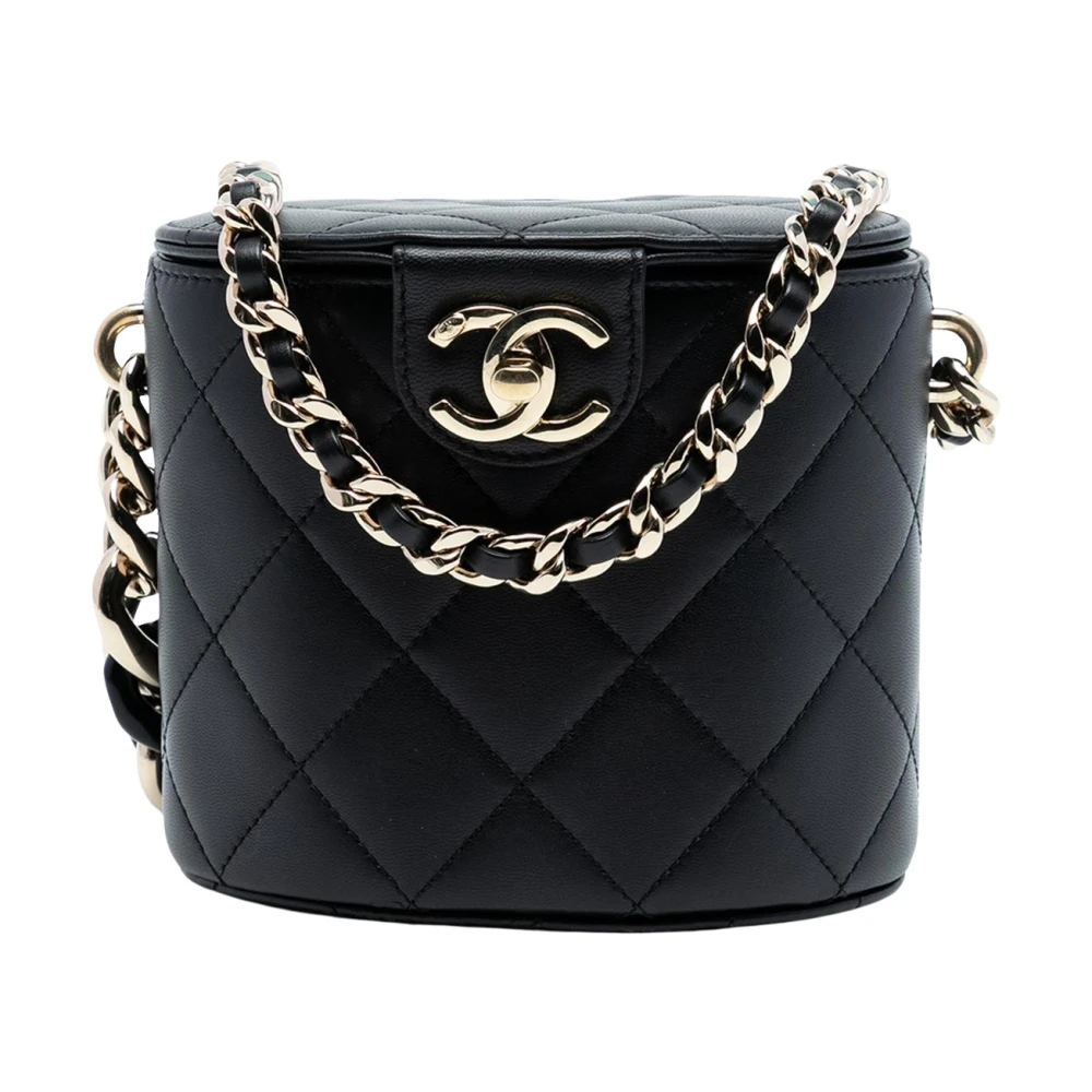 Chanel Vintage Women's Black Pre-Owned Quilted Vanity Case