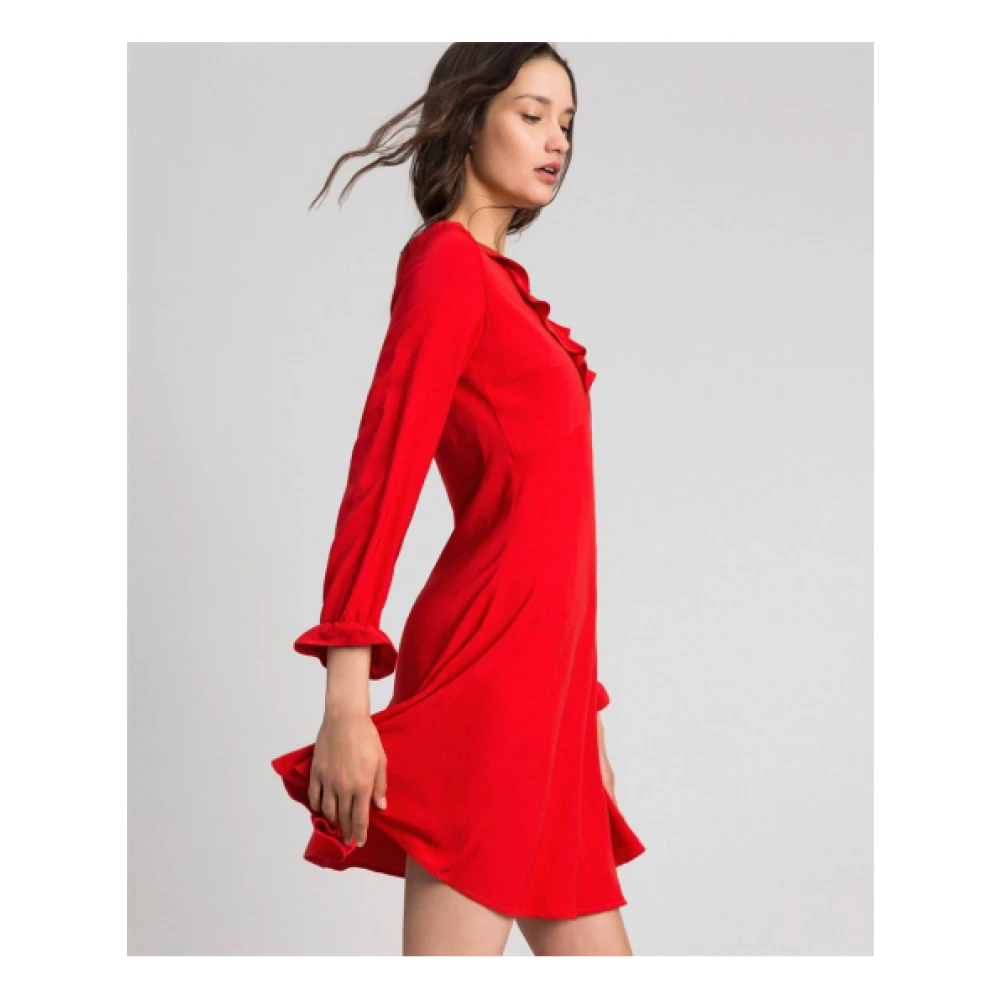 Twinset Luchtige V-hals jurk met gerimpelde mouwen Red Dames