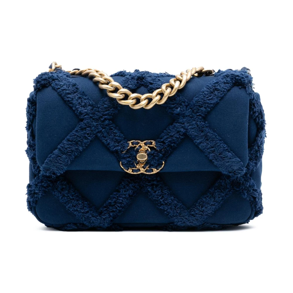 Chanel Vintage Women's Blue Pre-Owned Flap Shoulder Bag