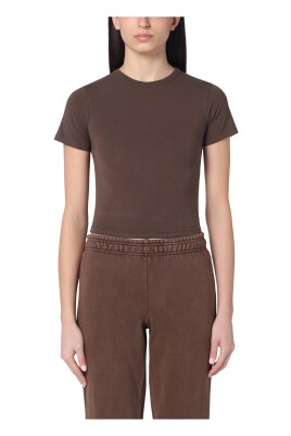 short-sleeve-crew-neck-t-shirt