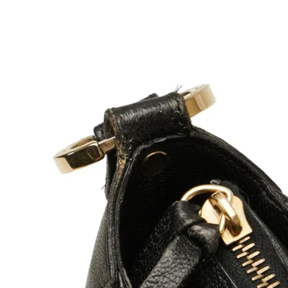 Bvlgari Vintage Pre-owned Leather shoulder-bags Black Dames