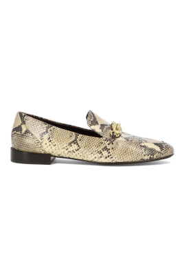 beige-leather-loafers-aw23