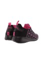 baskets-de-course-noires-fuxia