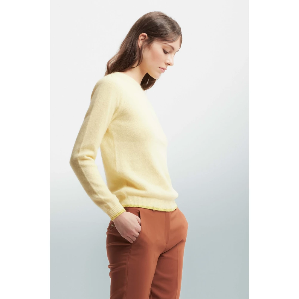 Kocca Minimalistische Woltrui Yellow Dames